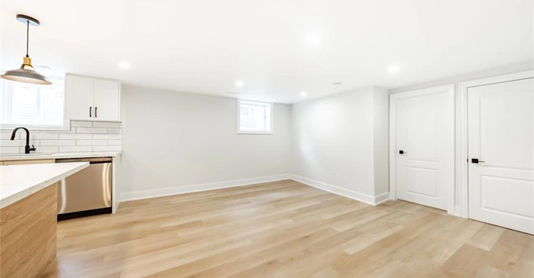 Lower-172 Fennell Avenue E, Hamilton, ON, L9A 1S3 - 12