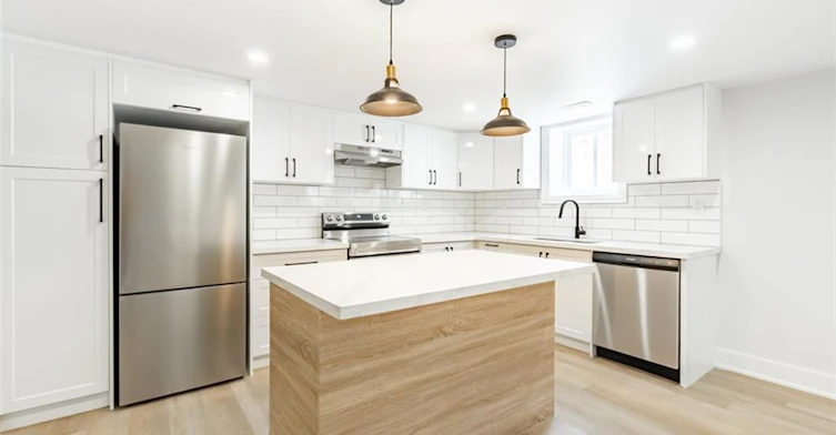 Lower-172 Fennell Avenue E, Hamilton, ON, L9A 1S3