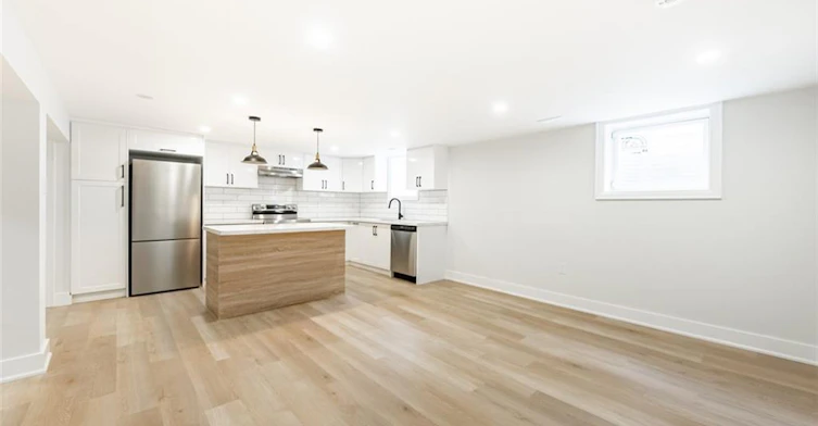 Lower-172 Fennell Avenue E, Hamilton, ON, L9A 1S3 - 7