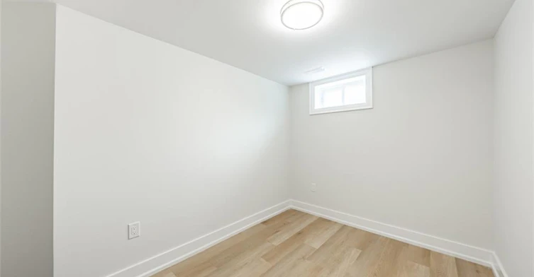 Lower-172 Fennell Avenue E, Hamilton, ON, L9A 1S3 - 17