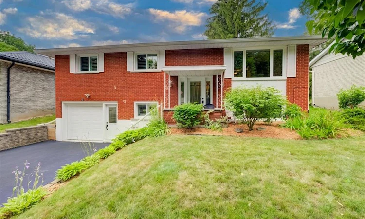 21 Kelly Drive