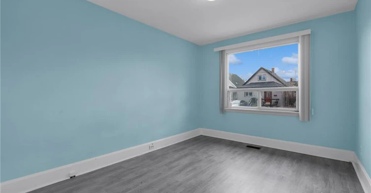 29 Harrison Avenue, Hamilton, ON, L8H 2Z8 - 8