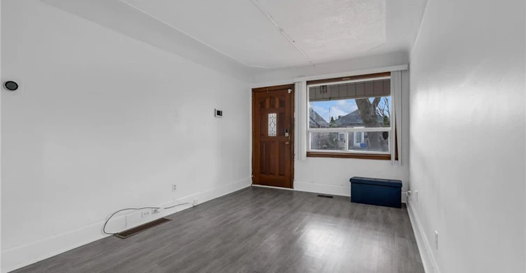 29 Harrison Avenue, Hamilton, ON, L8H 2Z8 - 5