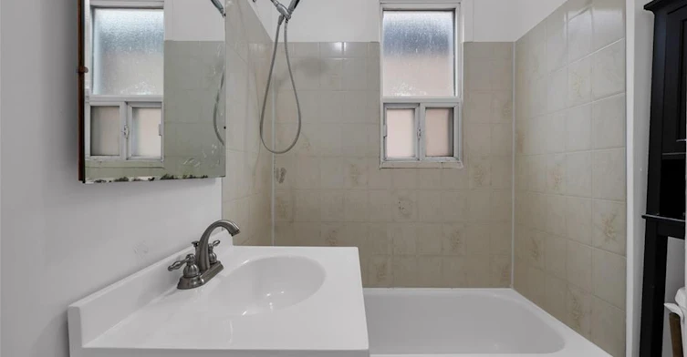 29 Harrison Avenue, Hamilton, ON, L8H 2Z8 - 10