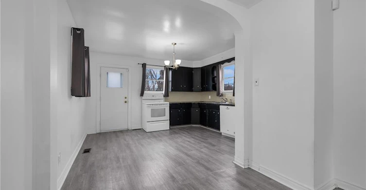 29 Harrison Avenue, Hamilton, ON, L8H 2Z8 - 15