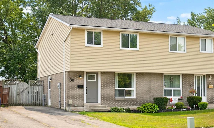 89 Maple Avenue
