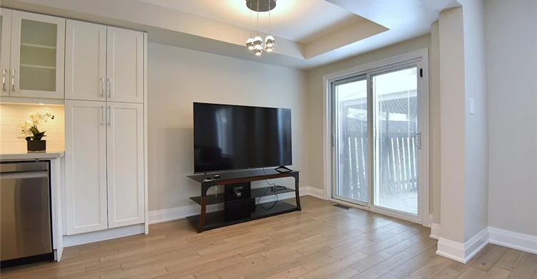 519 Southridge Drive, Hamilton, ON, L9C 7V4 - 10