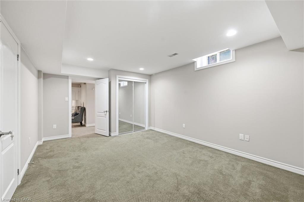 Lower-15 Pelham Drive, Hamilton, ON, L9K 1L4 - 7