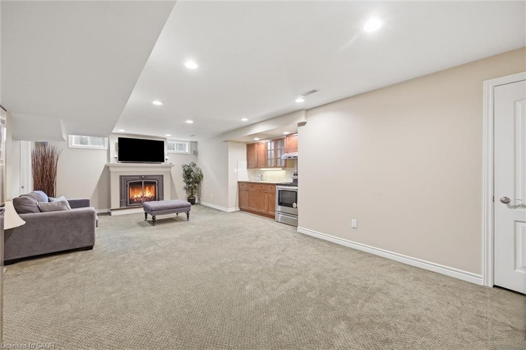 Lower-15 Pelham Drive, Hamilton, ON, L9K 1L4 - 5