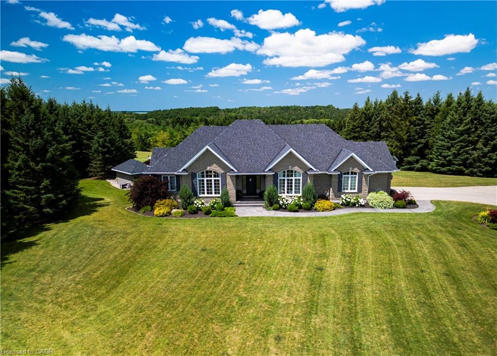7118 Wellington Rd 11, Mapleton, ON, N0G 1P0
