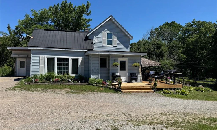 1104 Sandy Bay Road