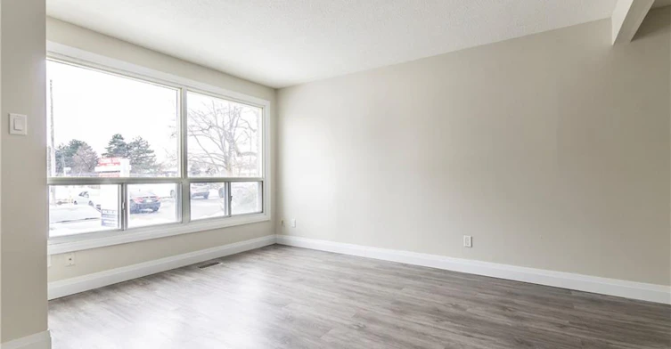 2-969 Francis Road, Burlington, ON, L7T 3Z1 - 3