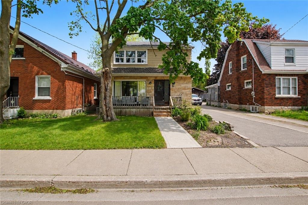 39 Henry Street, Cambridge, ON, N1R 3W3