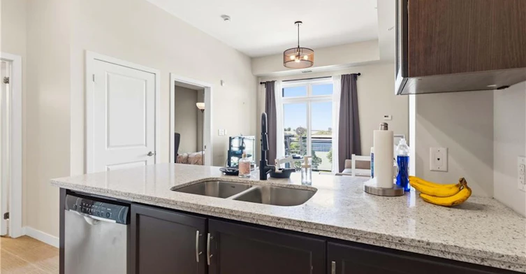 408-5020 Corporate Drive, Burlington, ON, L7L 0H7 - 11