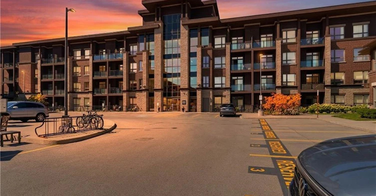 408-5020 Corporate Drive, Burlington, ON, L7L 0H7