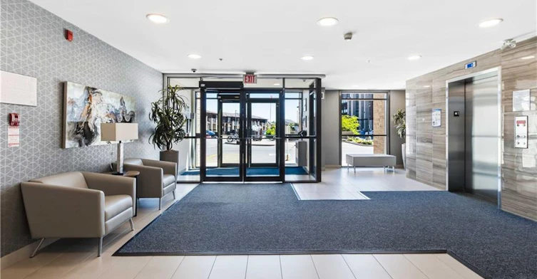 408-5020 Corporate Drive, Burlington, ON, L7L 0H7 - 5