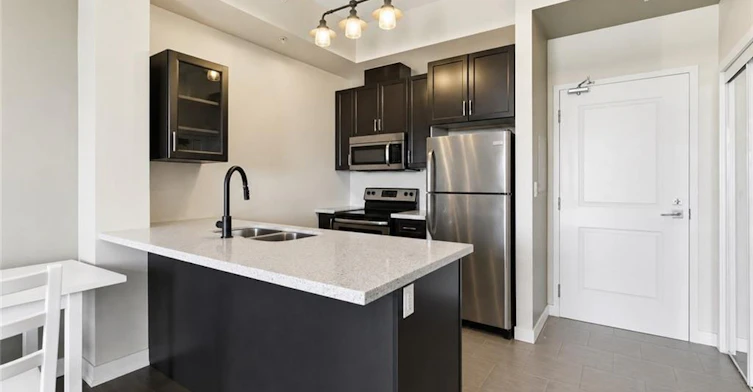 408-5020 Corporate Drive, Burlington, ON, L7L 0H7 - 13