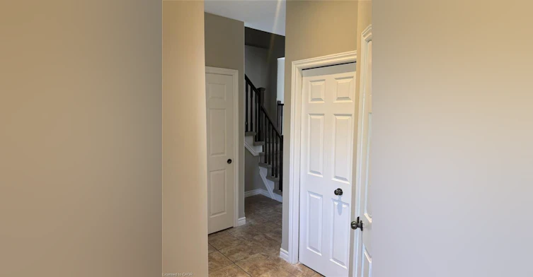 UPPER-313 Featherstone Crescent, Kitchener, ON, N2R 1Z4 - 3