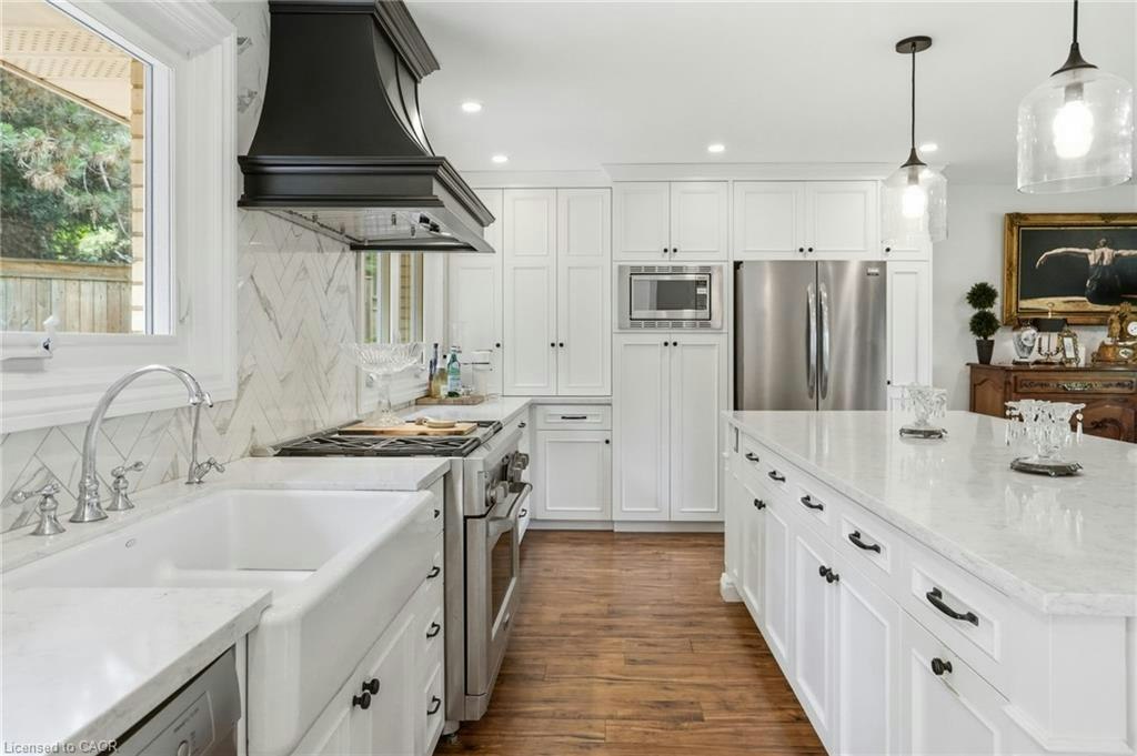 2 Jameson Drive, Hamilton, ON, L9H 5A2 - 11