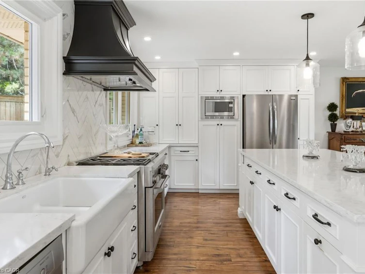 2 Jameson Drive, Hamilton, ON, L9H 5A2 - 11
