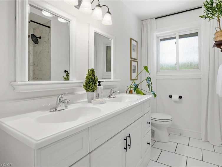 2 Jameson Drive, Hamilton, ON, L9H 5A2 - 23