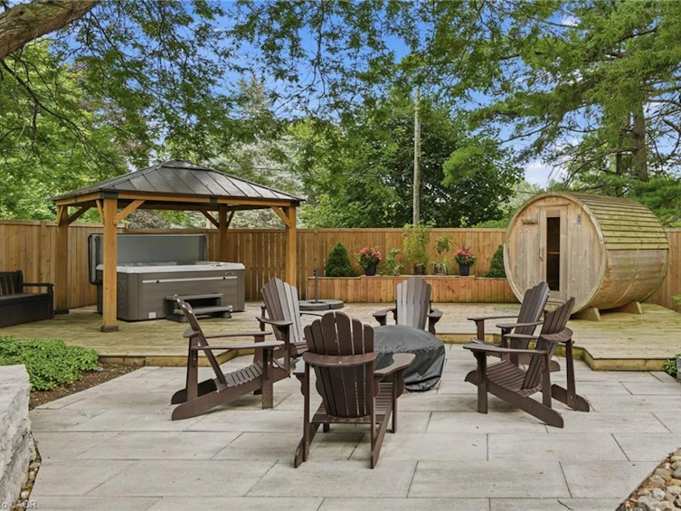 2 Jameson Drive, Hamilton, ON, L9H 5A2 - 50