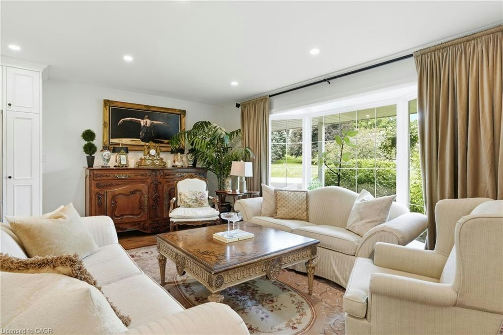 2 Jameson Drive, Hamilton, ON, L9H 5A2 - 7