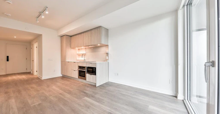 412-28 Ann Street, Mississauga, ON, L5G 3G1 - 9