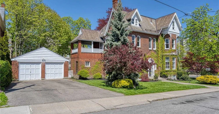 Lower Level-272 Park Street S, Hamilton, ON, L8P 3G4 - 2