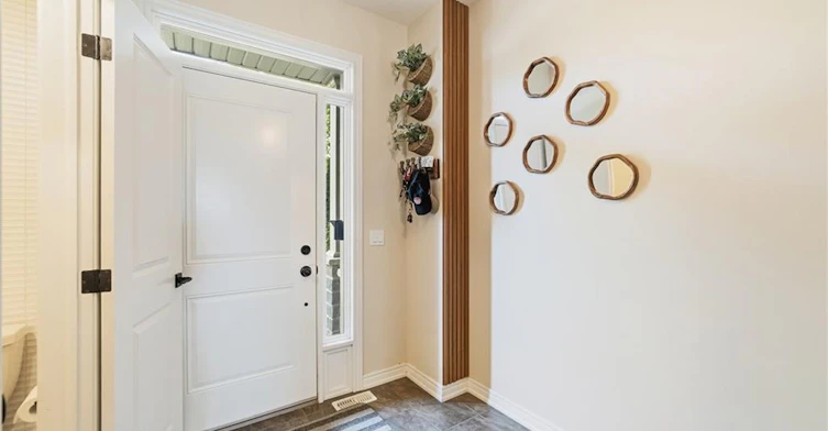 17 Southshore Crescent, Hamilton, ON, L8E 0J3 - 3