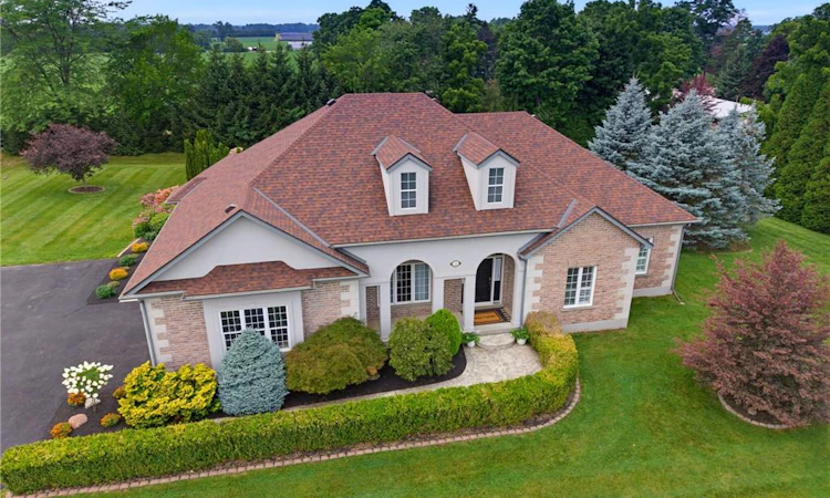 19 Royal Troon Drive