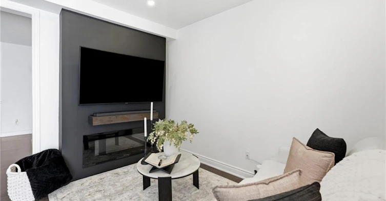 UPPER-64 Narbonne Crescent, Hamilton, ON, L8J 0J7 - 8