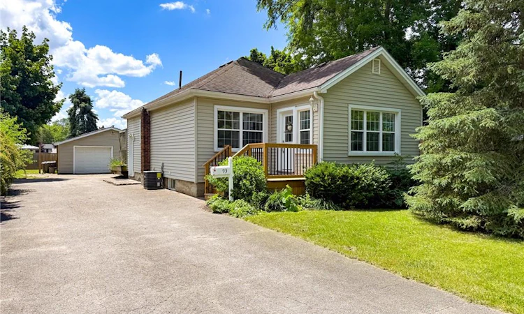 93 Barnes Avenue