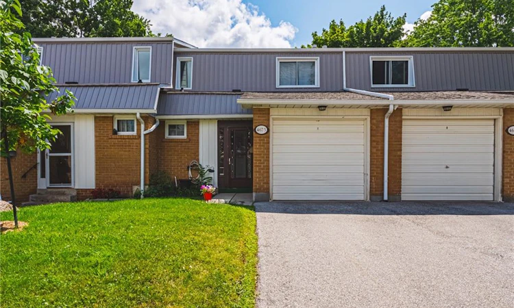5-467 Woodview Road