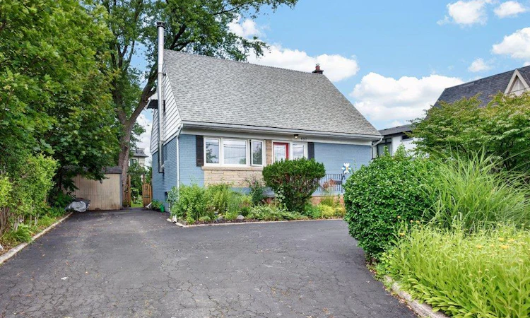 487 Wildwood Drive