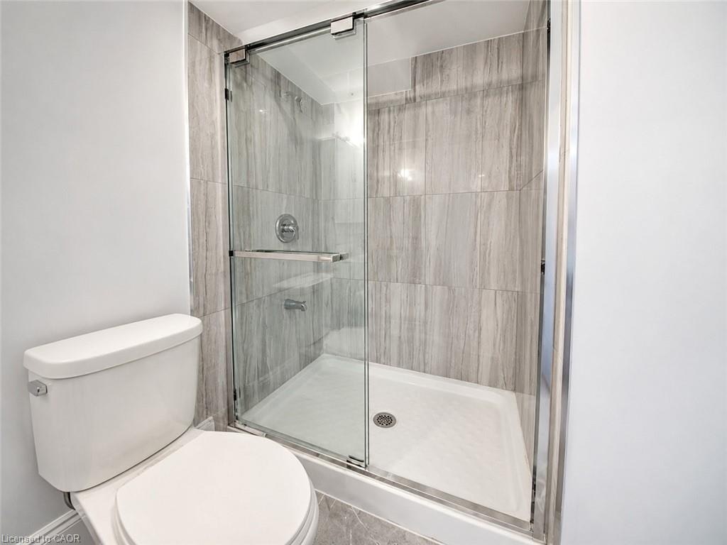 2-117 Markwood Drive, Kitchener, ON, N2M 2H3 - 6