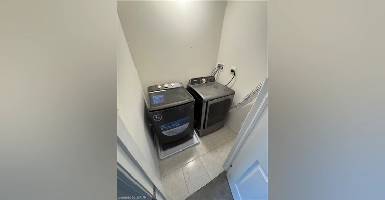 50-305 Garner Road W, Hamilton, ON, L9G 3E6 - 17