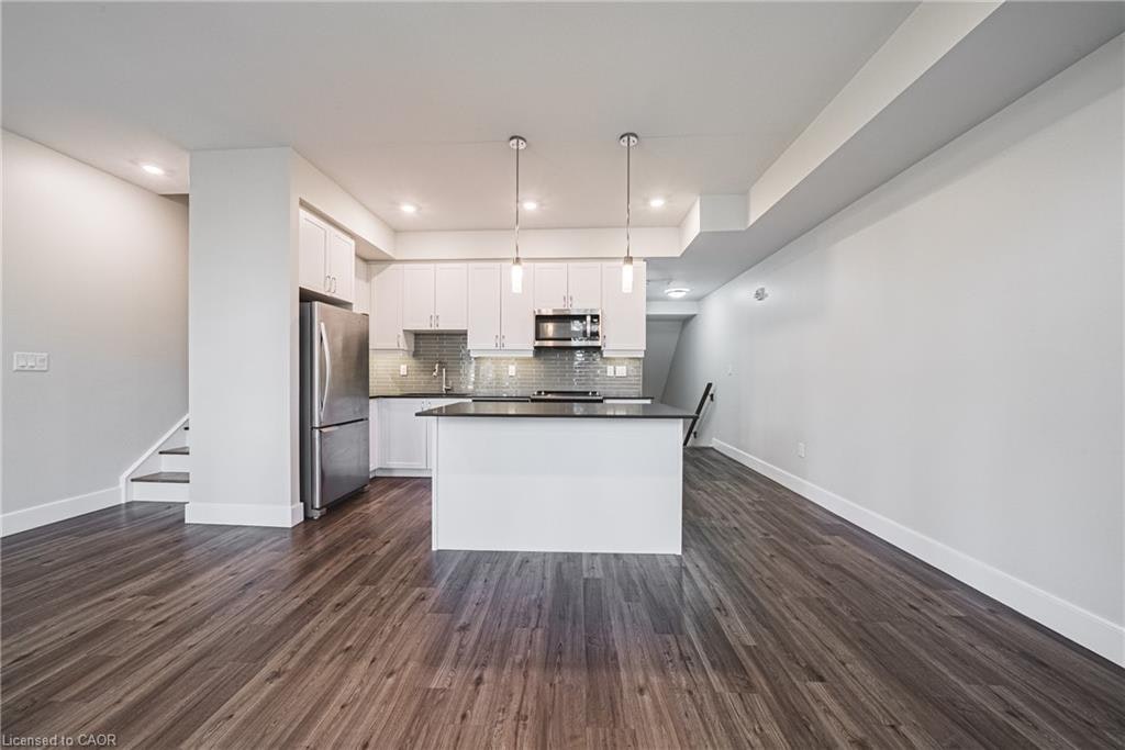 209-2061 Prospect Street, Burlington, ON, L7R 1Z2 - 4