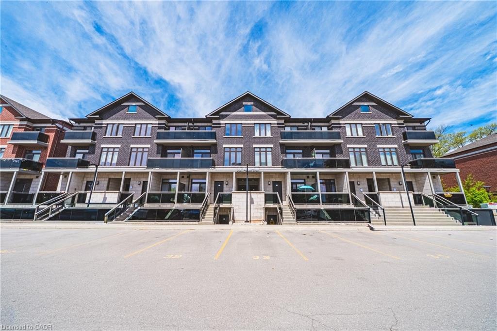 209-2061 Prospect Street, Burlington, ON, L7R 1Z2