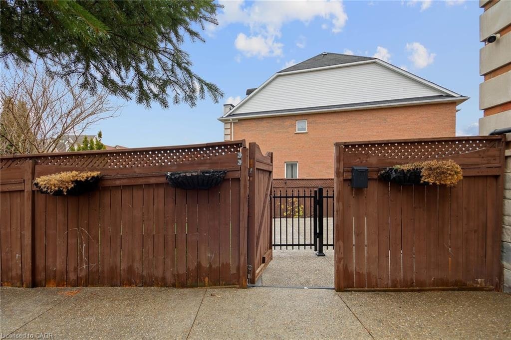 Lower-16 Sergio Marchi Street, Toronto, ON, M3L 0B7 - 36