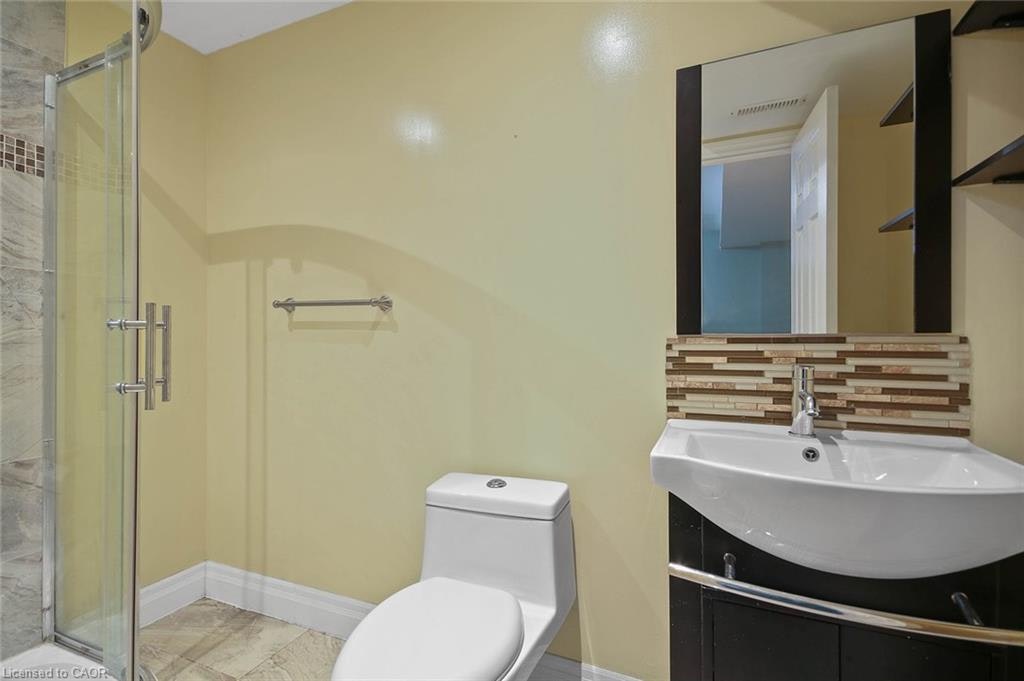 Lower-16 Sergio Marchi Street, Toronto, ON, M3L 0B7 - 27
