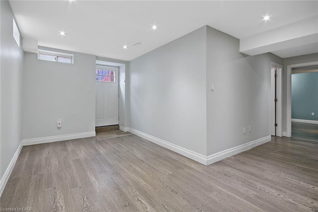 Lower-16 Sergio Marchi Street, Toronto, ON, M3L 0B7 - 9