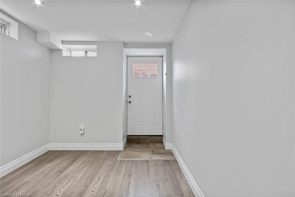Lower-16 Sergio Marchi Street, Toronto, ON, M3L 0B7 - 29