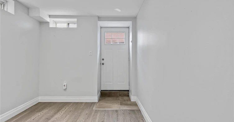 Lower-16 Sergio Marchi Street, Toronto, ON, M3L 0B7 - 29