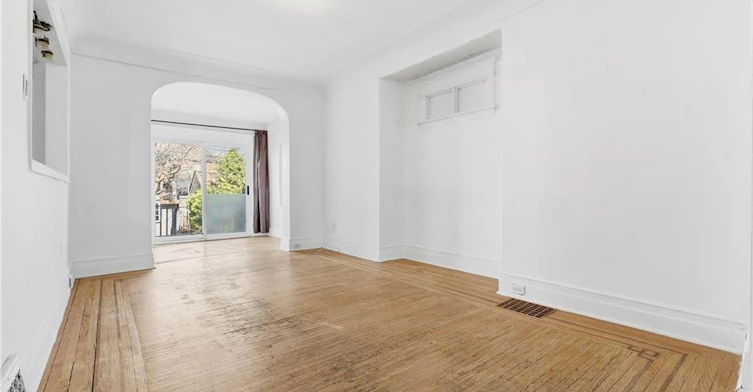 115 Kensington Avenue N, Hamilton, ON, L8L 7N3 - 5