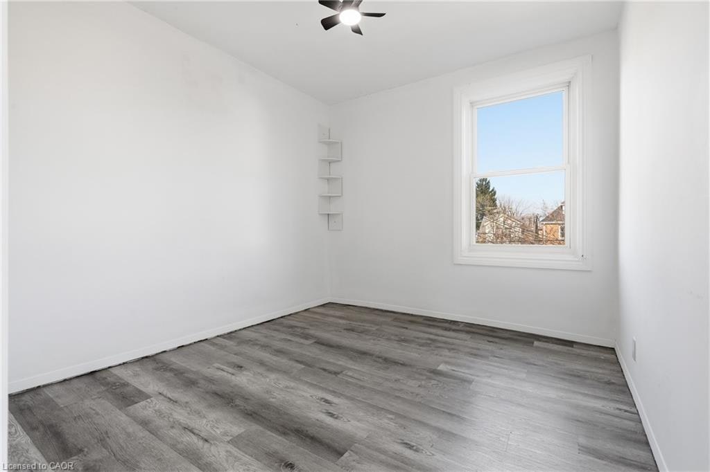 115 Kensington Avenue N, Hamilton, ON, L8L 7N3 - 16