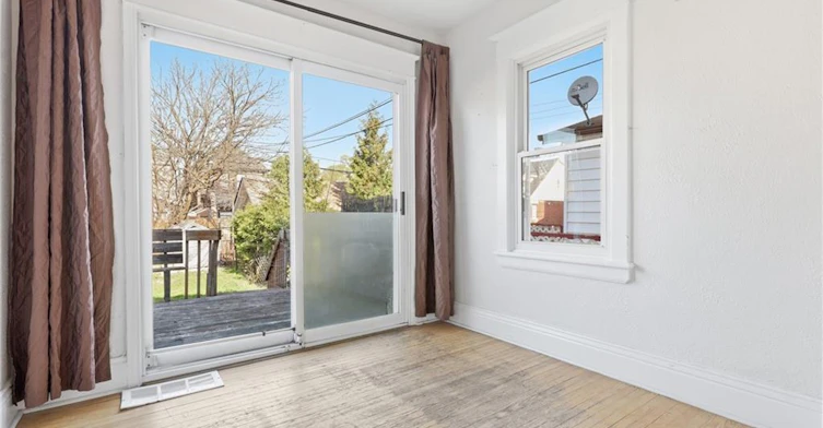 115 Kensington Avenue N, Hamilton, ON, L8L 7N3 - 8