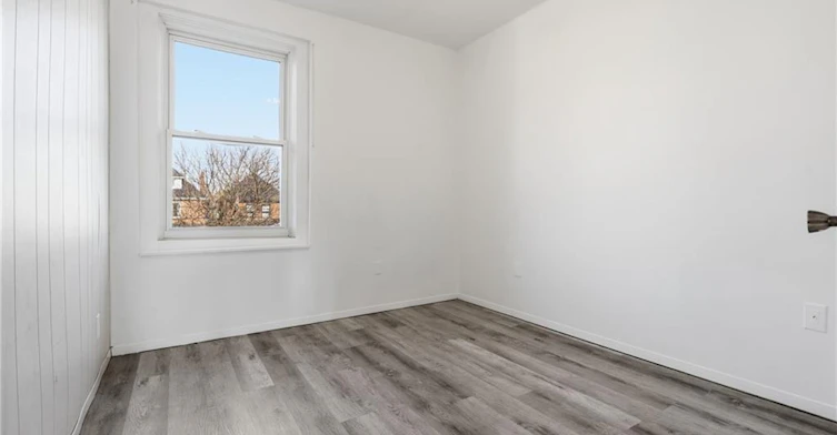 115 Kensington Avenue N, Hamilton, ON, L8L 7N3 - 17