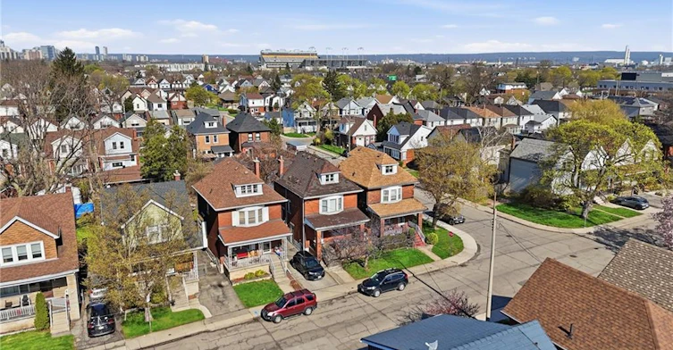 115 Kensington Avenue N, Hamilton, ON, L8L 7N3