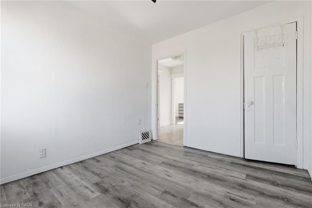 115 Kensington Avenue N, Hamilton, ON, L8L 7N3 - 14